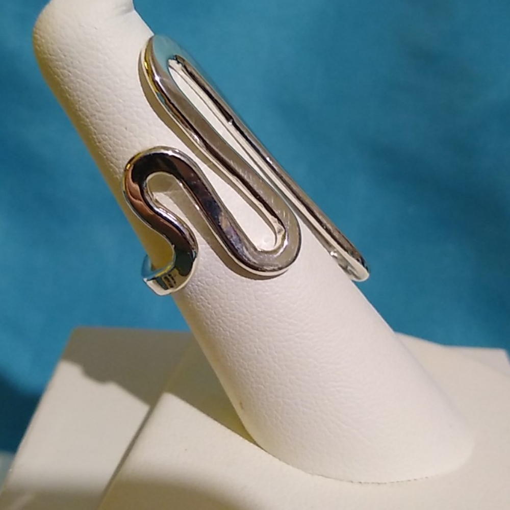 Sterling Silver Elongated Wave Ring